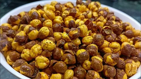 Why Are Roasted Chana Packets the Perfect Travel Snack for India?